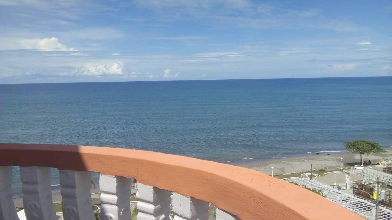 Hotel Art Deco Beach La Ceiba Exterior foto