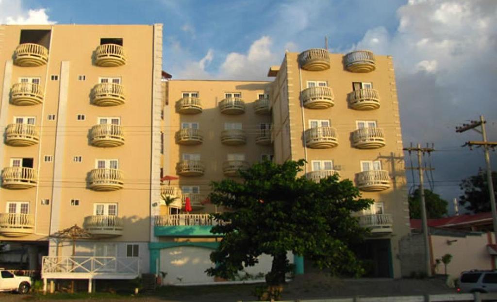 Hotel Art Deco Beach La Ceiba Exterior foto