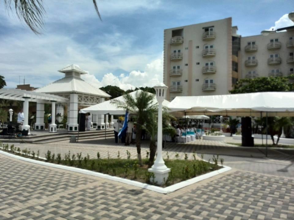 Hotel Art Deco Beach La Ceiba Exterior foto