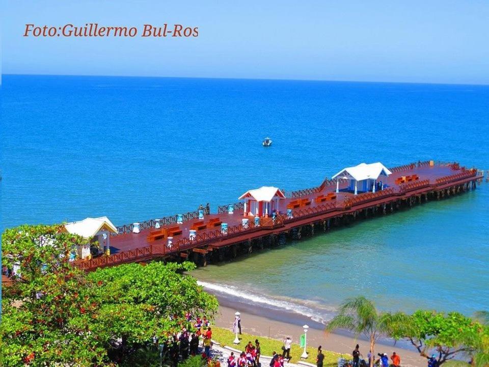 Hotel Art Deco Beach La Ceiba Exterior foto